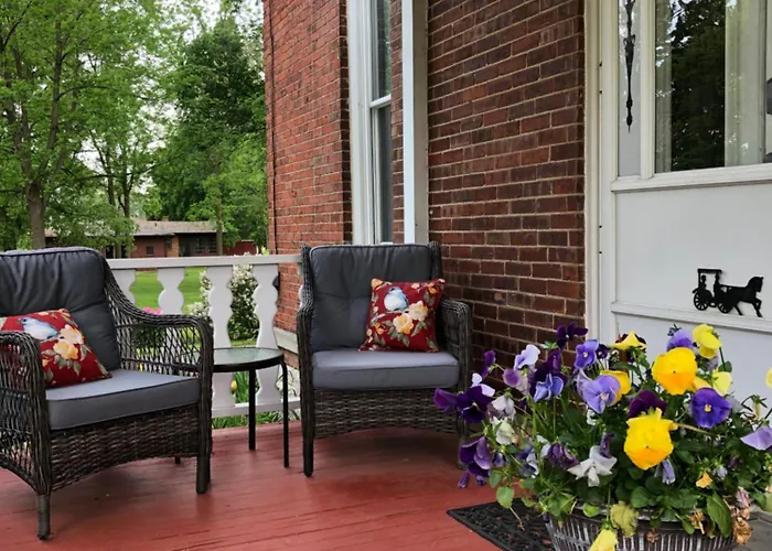 The Vine Bed & Breakfast, Llc